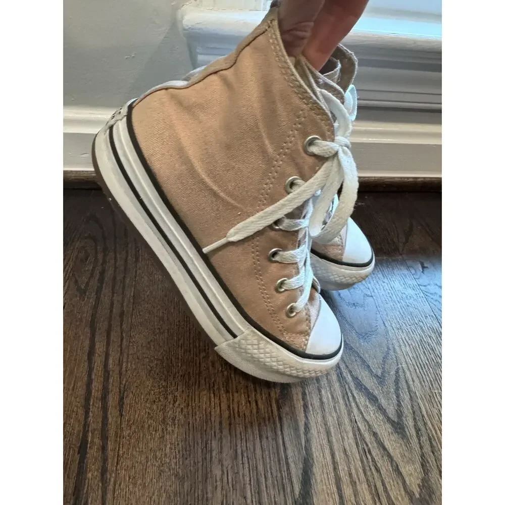 Converse Chuck Taylor All Star Lift Platform High Top Sneakers Kids 13.5 Beige